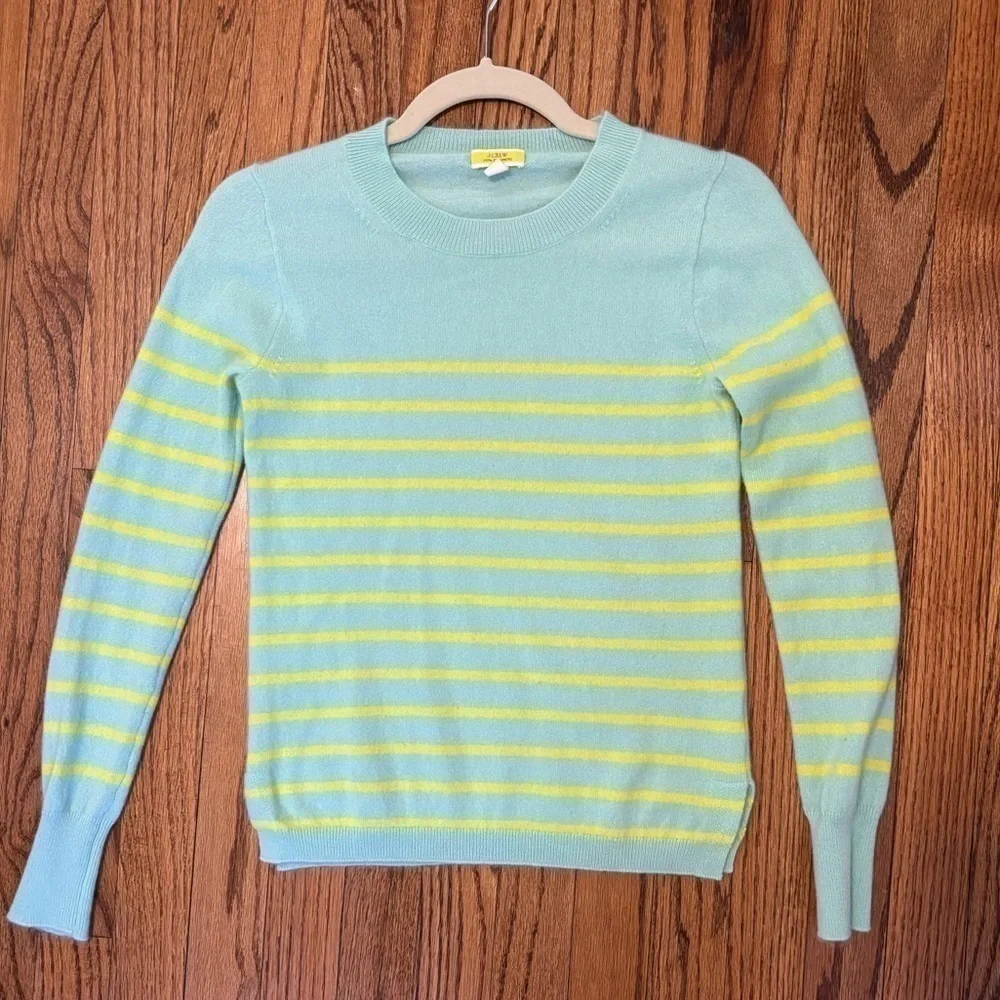 NWOT Women’s J. Crew striped cashmere crew neck sweater. XS. Light blue/yellow